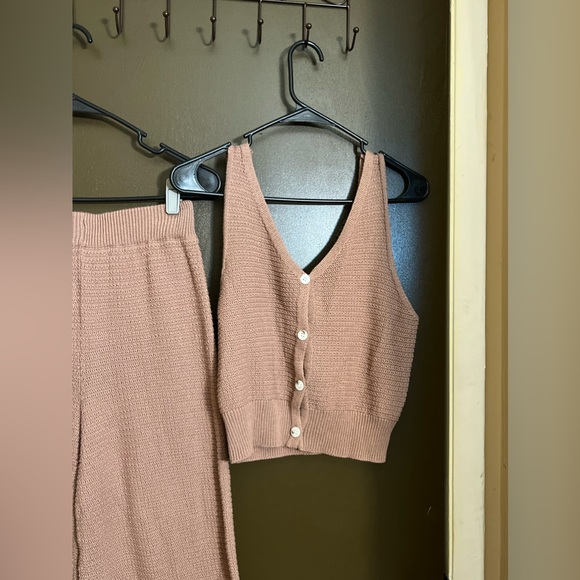 Sincerely Jules Matching Crochet Pants and Top Set - Picture 2 of 4